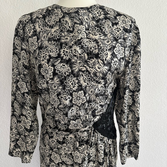 Vintage Silk Studio 100% Silk Made in Hong Kong Dress Size 8 - Picture 2 of 6